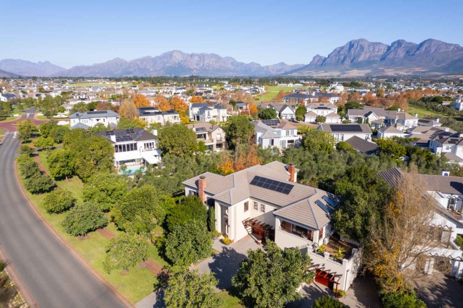 5 Bedroom Property for Sale in Val De Vie Estate Western Cape